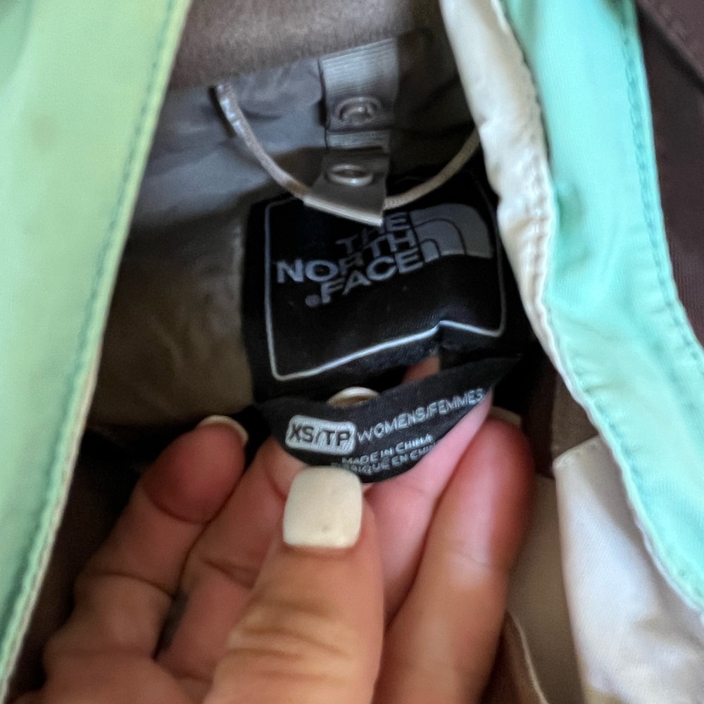 North face jacket - Picture 4 of 14